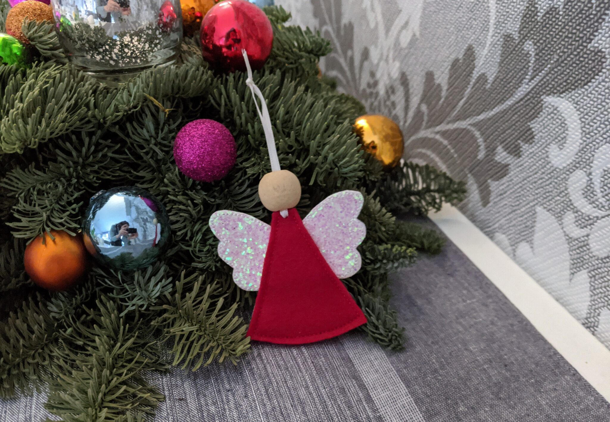 Gestickte Engel für den Weihnachtsbaum (ITH) – LariLa